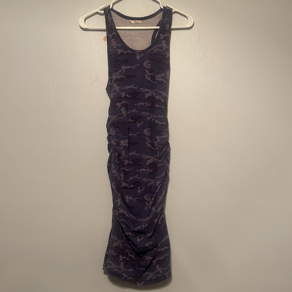 Gently used midi dress Rachel Roy size large great material and stretch